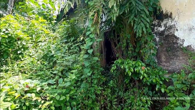 10 Potret Rumah Artis Hits 90-an Terbengkalai 15 Tahun, Kondisi Kamar Mandi Sangat Mengerikan!