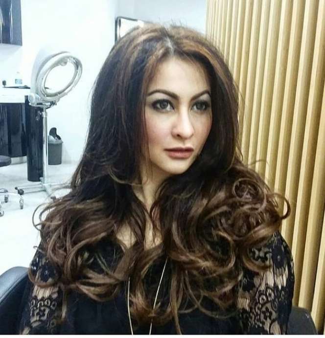 Ingat Diana Pungky, Pemeran Jinny Oh Jinny? Kini Dijuluki Vampirnya Indonesia, Usia 48 Tahun Parasnya Bak Barbie Hidup