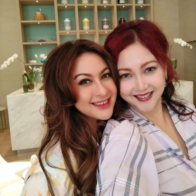 Ingat Diana Pungky, Pemeran Jinny Oh Jinny? Kini Dijuluki Vampirnya Indonesia, Usia 48 Tahun Parasnya Bak Barbie Hidup