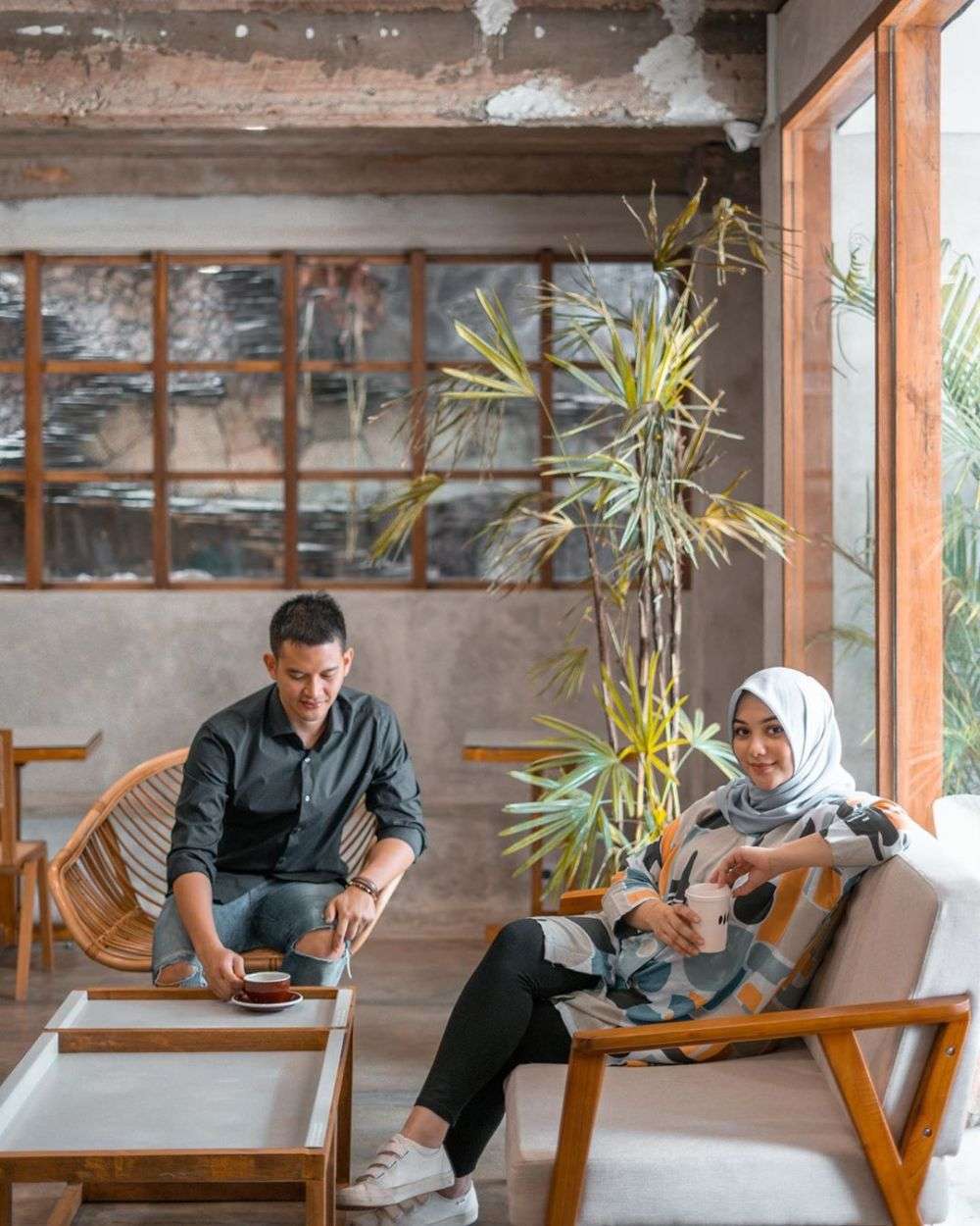 Potret Cafe Milik Desta dan Natasha Rizky, Mengusung Konsep Industrial