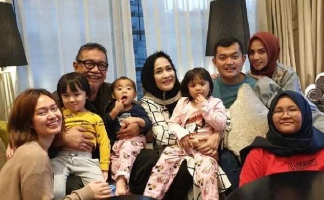 Jarang Ada yang Tahu! Potret Rumah Deddy Mizwar Miliki Ruang Tamu Mewah