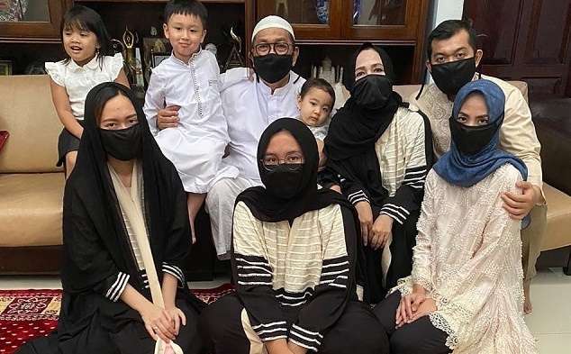 Jarang Ada yang Tahu! Potret Rumah Deddy Mizwar Miliki Ruang Tamu Mewah