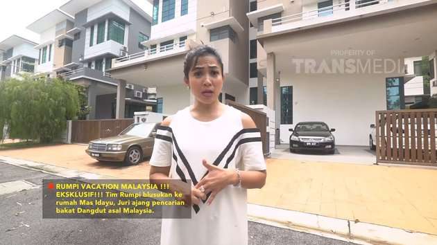8 Potret Mewahnya Rumah Pedangdut Masidayu di Malaysia yang Jarang Tersorot, Ada Lift Pribadi!