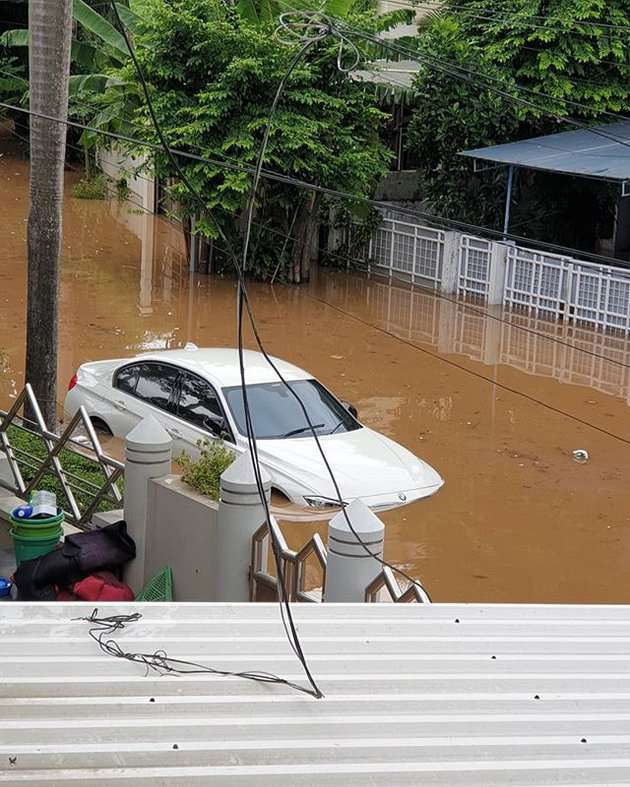 10 Potret Rumah Artis Saat Terendam Banjir, Kondisi ‘Istana’ Yuni Shara Sampai Trending Twitter!