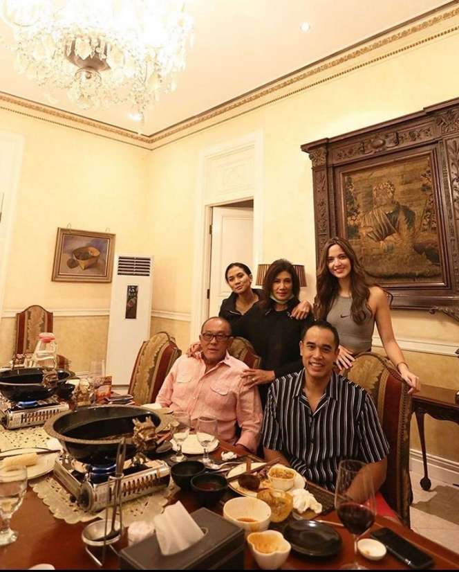 10 Potret Rumah Aburizal Bakrie yang Jarang Tersorot, Mewahnya Bak Istana Gedung Putih di Amerika