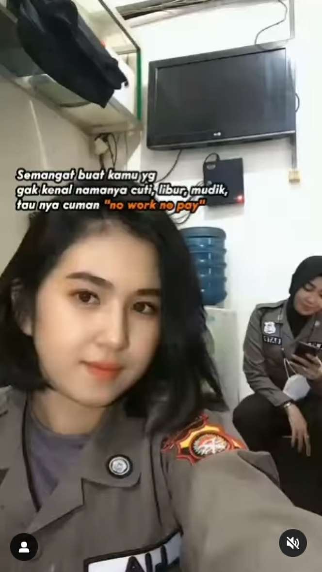 Saingi Polwan, Intip 8 Potret Satpam Cantik Lagi Berkumpul, Warga Auto Pengen Digrebek!