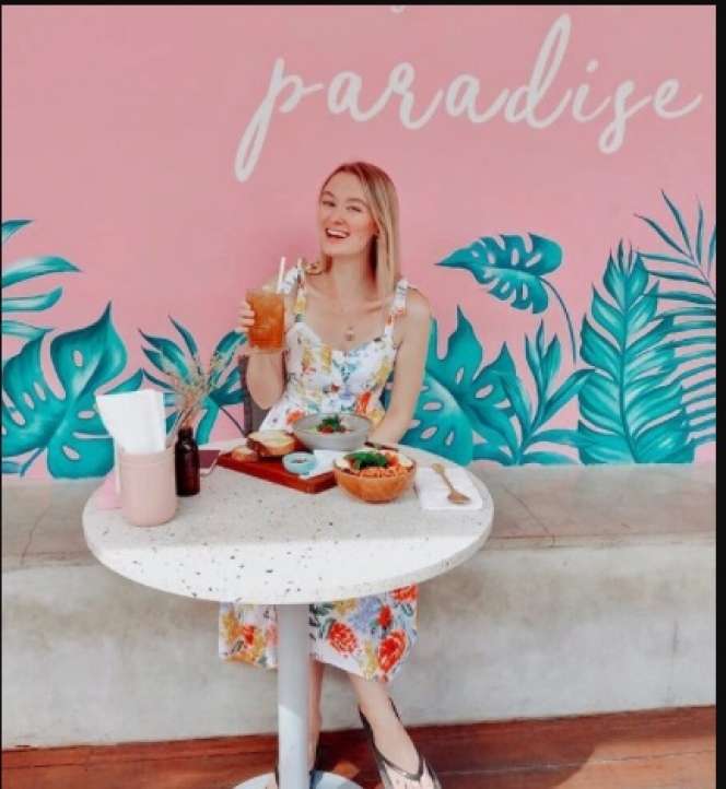 Masih Ingat Bule Cantik Yang Dinikahi Pria Magelang? Kabar Terbarunya Bikin Terkejut!