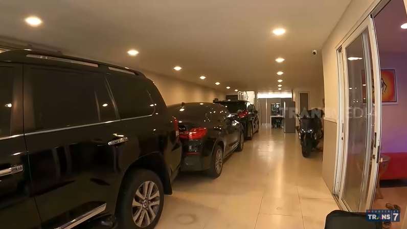 10 Potret Rumah ‘Sultan Cantik’ Hilda Jayasasmita, Bak Hotel Bintang Lima, Berlapis Marmer Rp5 Miliar!