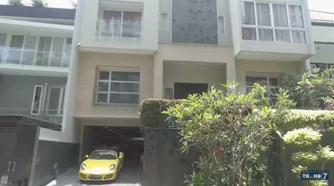 10 Potret Rumah ‘Sultan Cantik’ Hilda Jayasasmita, Bak Hotel Bintang Lima, Berlapis Marmer Rp5 Miliar!
