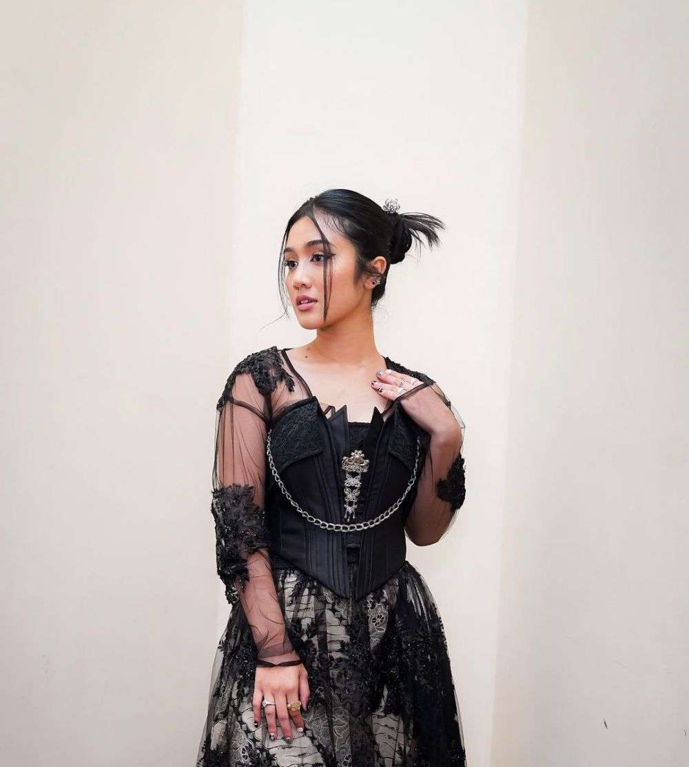 Jadi Nunung di Film Srimulat, Inilah Potret Zulfa Maharani di Dunia Nyata, Aslinya Kece Banget!