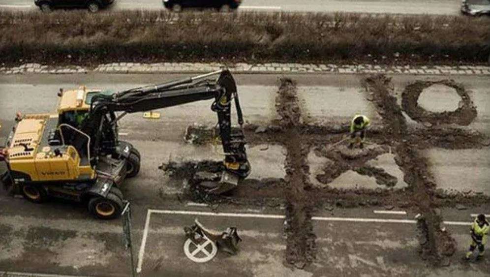 10 Potret Pembangunan Jalan Ini Nyeleneh Banget, Hasilnya Bikin Geleng-Geleng Kepala!