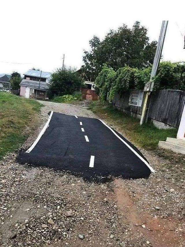 10 Potret Pembangunan Jalan Ini Nyeleneh Banget, Hasilnya Bikin Geleng-Geleng Kepala!