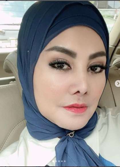 Masih Ingat Cici Paramida yang 13 Tahun Menjanda? Kini Punya Pacar Berondong dari Arab!