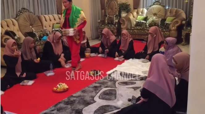 7 Potret Rumah Hercules Eks Preman Terkuat & Paling Ditakuti, Jarang Tersorot, Mewahnya Kebangetan!