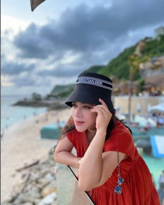 Masih Ingat Nurbaini Jannah Aspri Nomor 1 Hotman Paris? Kini Penampilannya Jadi Sorotan!