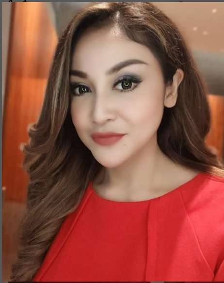 Masih Ingat Virnie Ismail? Lama Tak Ada Kabar, Kini Penampilannya Bikin Pangling, Cantiknya Kebangetan!