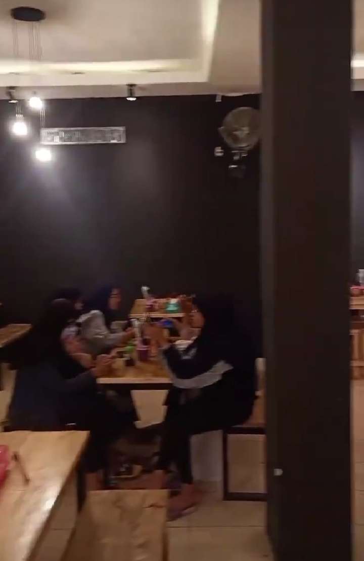 Dikenal Sultan! 9 Potret Restoran Zaskia Gotik yang Jarang Tersorot, Ternyata Paling Hits di Bekasi