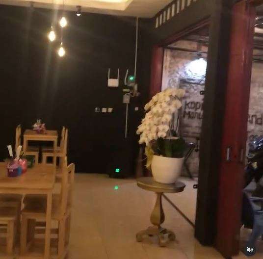 Dikenal Sultan! 9 Potret Restoran Zaskia Gotik yang Jarang Tersorot, Ternyata Paling Hits di Bekasi