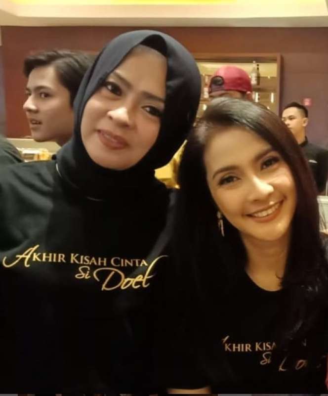 Masih Ingat Munaroh Pacar Mandra ‘Si Doel’? Paras Cantiknya Tak Kalah dari Maudy Koesnaedi, Beda Banget!