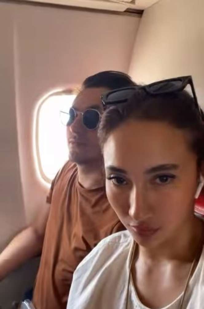 Masih Ingat Naomi Zaskia yang Gagal Jadi Nyonya Sule? Kini Pamer Foto Bareng Pacar, Sosok Pasanganya Disorot