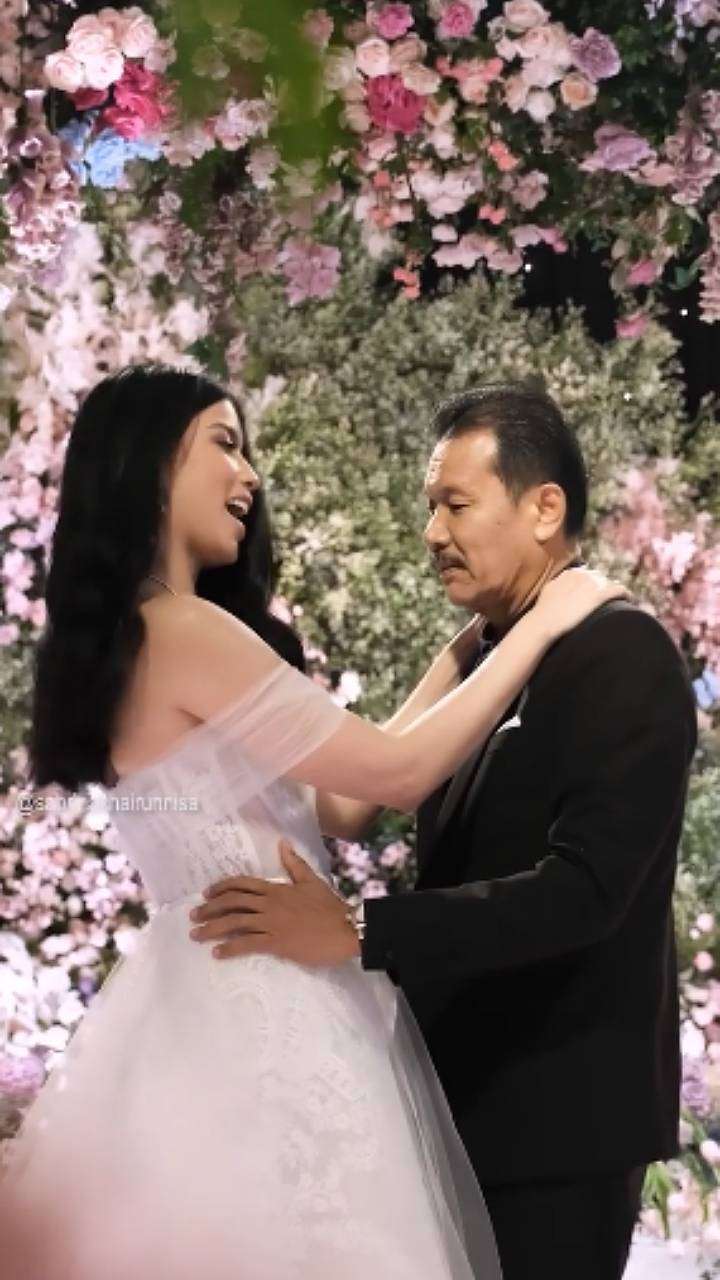 Baru Terungkap! Potret Sosok Mertua Deddy Corbuzier
