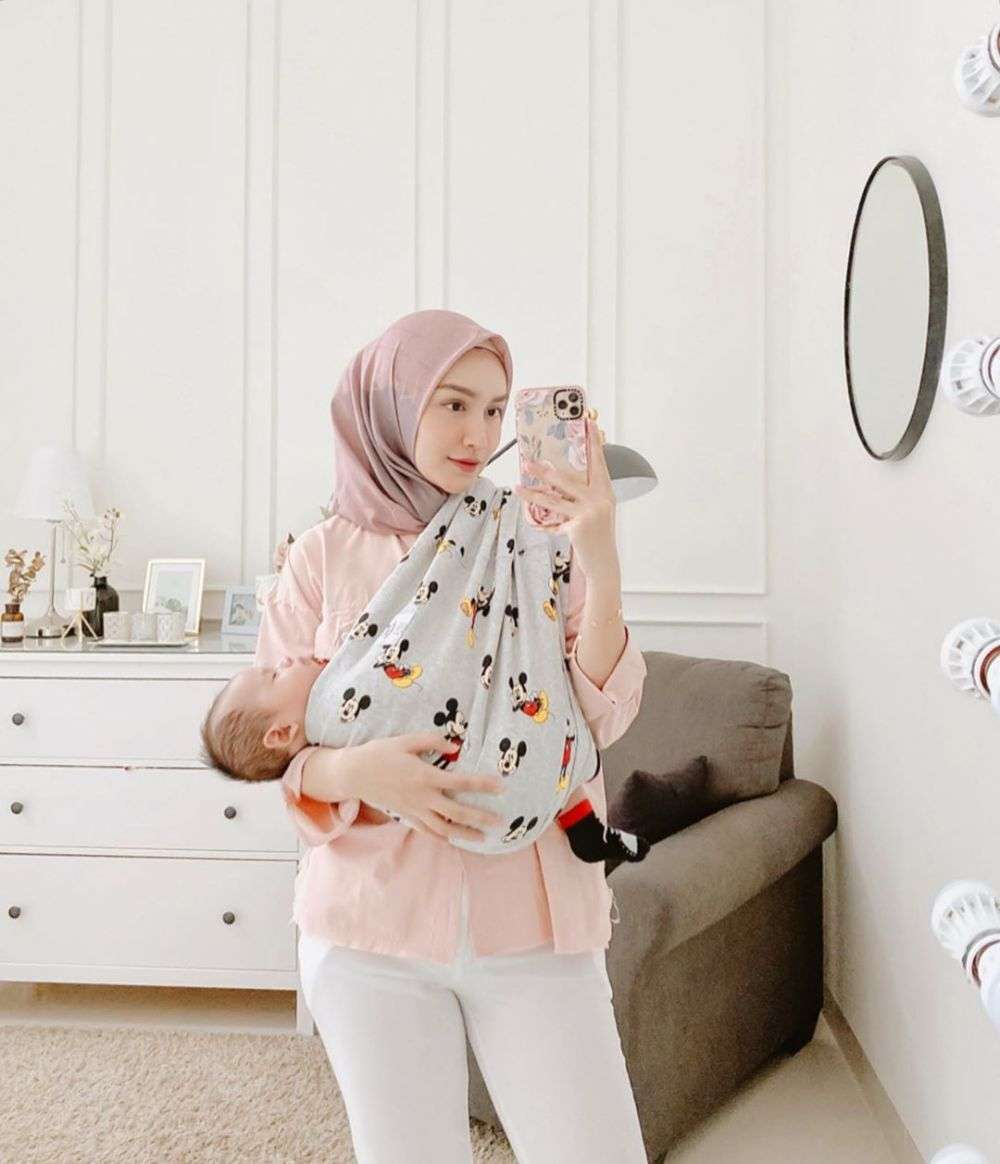 10 Potret Rumah Melody Prima Usai Jadi Istri ‘Sultan’, Kamar Tidurnya Bak Ranjang Princess!