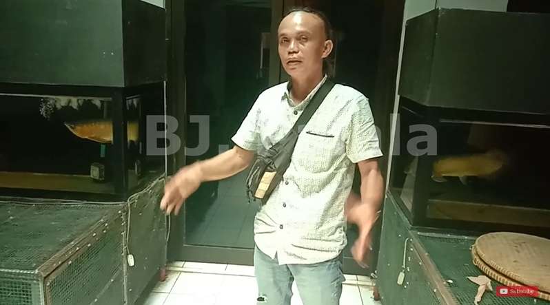 10 Potret Rumah Anton Medan ‘Mantan Mafia’ yang Paling Ditakuti, Bikin Tajub, Punya Masjid & Ponpes Super Megah!