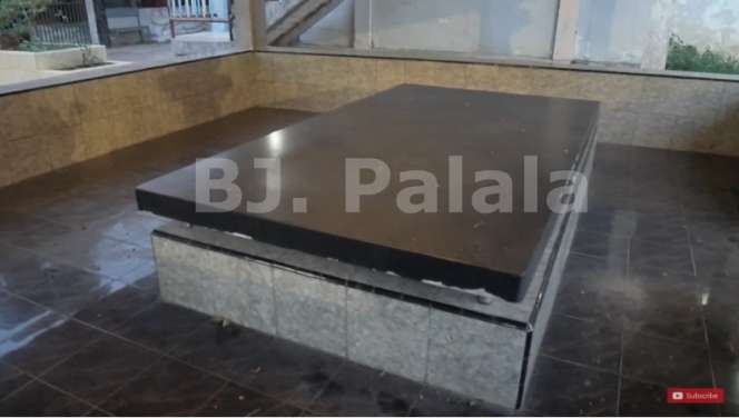 10 Potret Rumah Anton Medan ‘Mantan Mafia’ yang Paling Ditakuti, Bikin Tajub, Punya Masjid & Ponpes Super Megah!