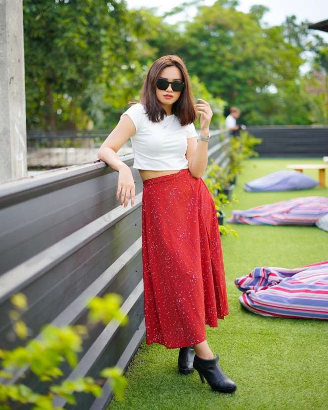 Potret Terbaru Ulfi Damayanti, Gadis Cantik Anak Elly Sugigi