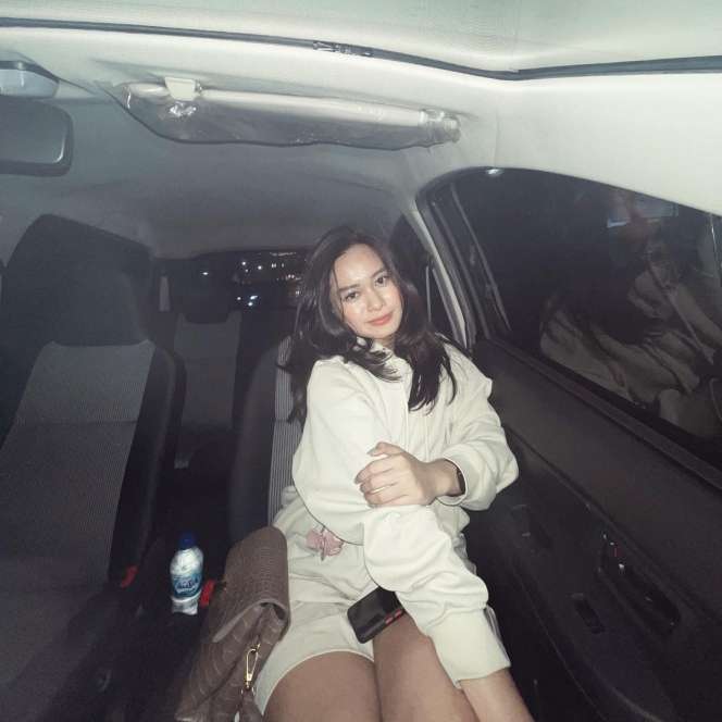 Potret Terbaru Ulfi Damayanti, Gadis Cantik Anak Elly Sugigi