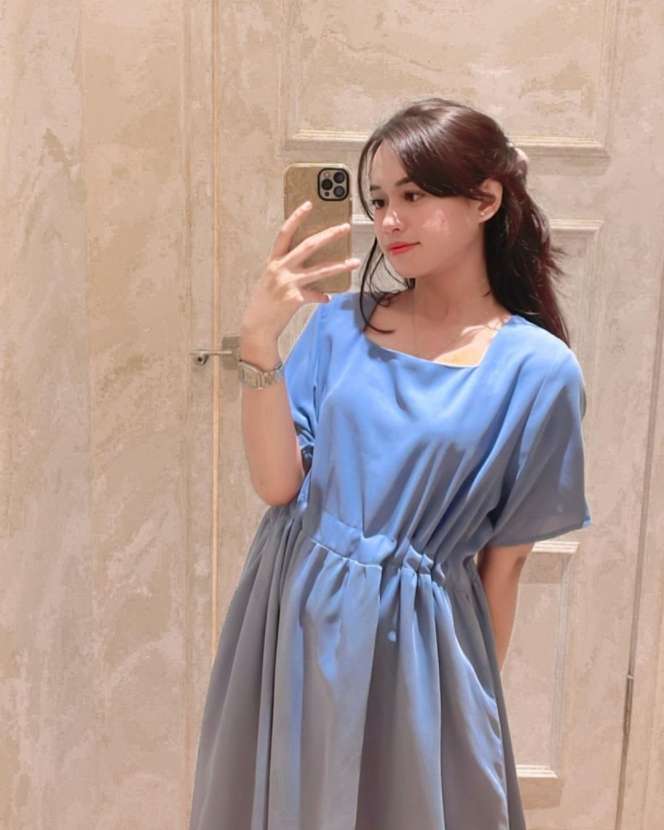 Potret Terbaru Ulfi Damayanti, Gadis Cantik Anak Elly Sugigi
