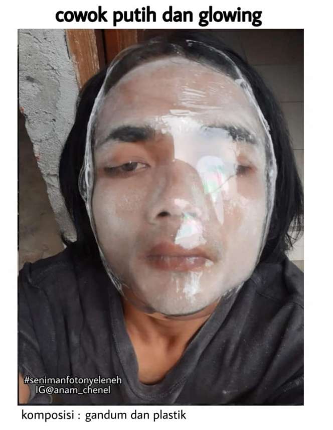 10 Tutorial Nyeleneh Bikin Wajah Glowing, Endingnya Bikin Ngakak!