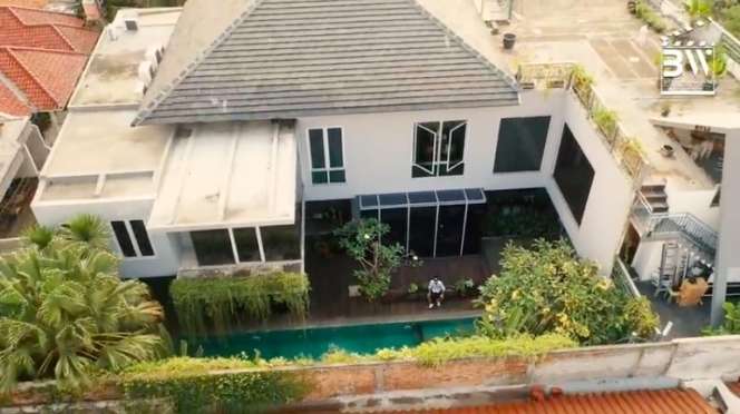 10 Potret Rumah Mewah Artis ‘Sultan’ Dilihat dari Drone, Milik Alshad Ahmad Bak Kastil di Mesir!
