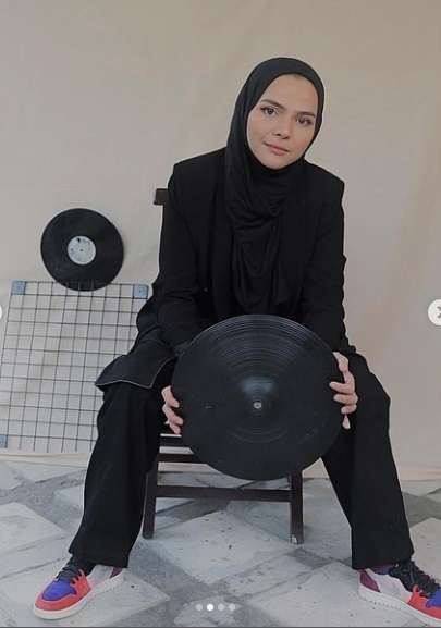 7 Potret Rosmanizar Menantu Rachmawati Soekarnoputri yang Jarang Tersorot, Cantik Banget!