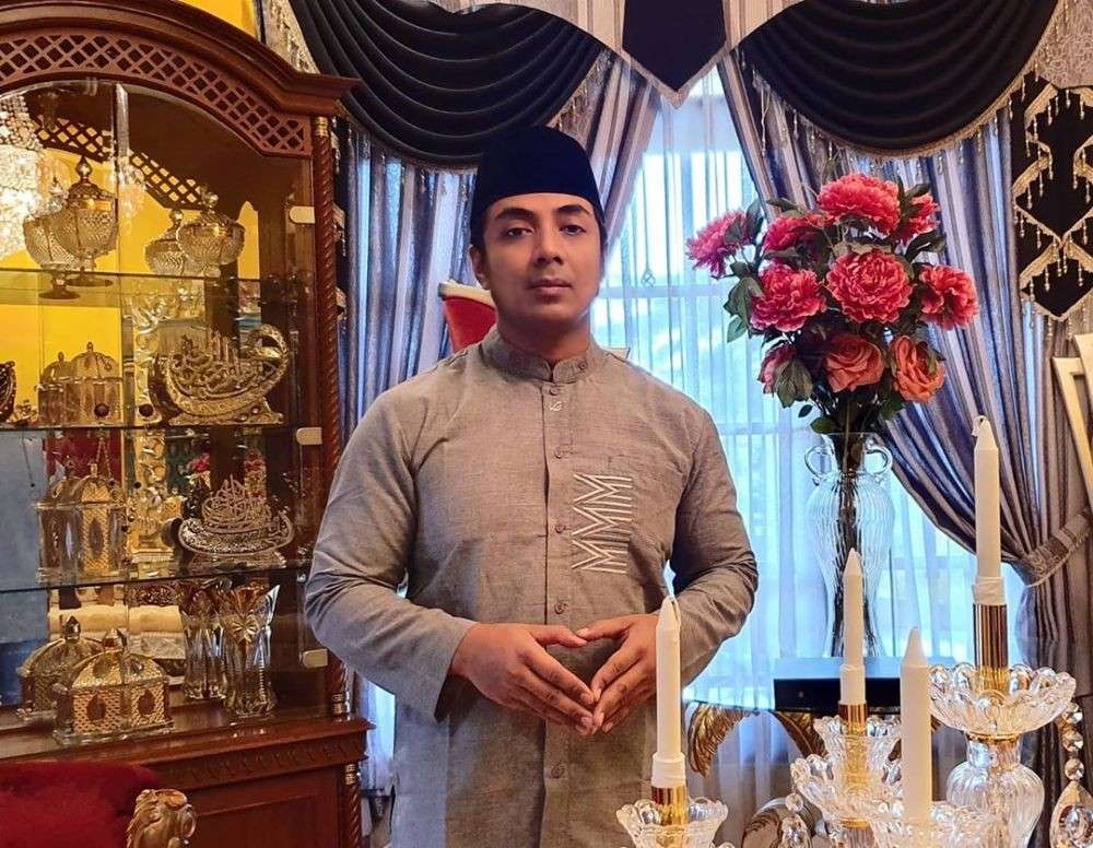 10 Potret Rumah Ustaz Riza Muhammad, Luar Sederhana Dalamnya Mewah Abis, Bak Bangunan India!
