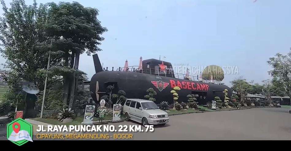 10 Potret Restoran ‘Militer’ Dewi Perssik yang Super Mewah, Ada Kapal Selam hingga Pesawat Tempur!