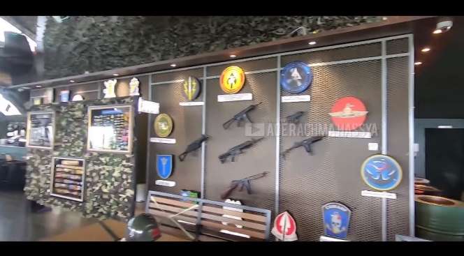 10 Potret Restoran ‘Militer’ Dewi Perssik yang Super Mewah, Ada Kapal Selam hingga Pesawat Tempur!