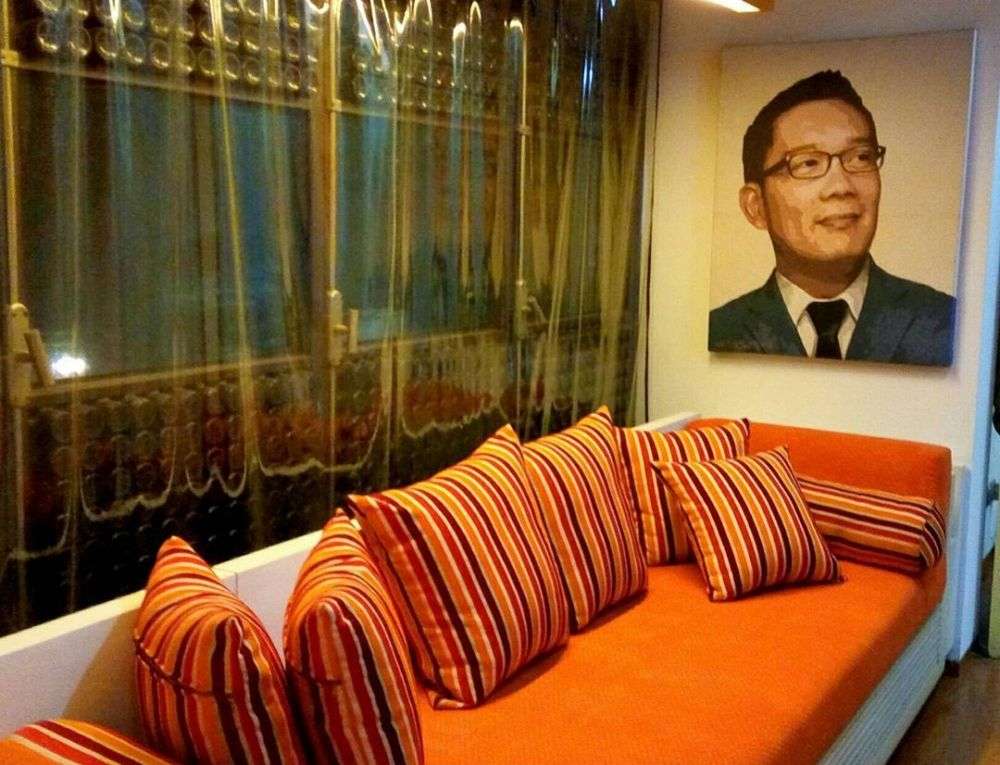 10 Potret Hunian Ridwan Kamil yang Dijuluki ‘Rumah Botol’, Terbuat dari 30.000 Botol Bekas!