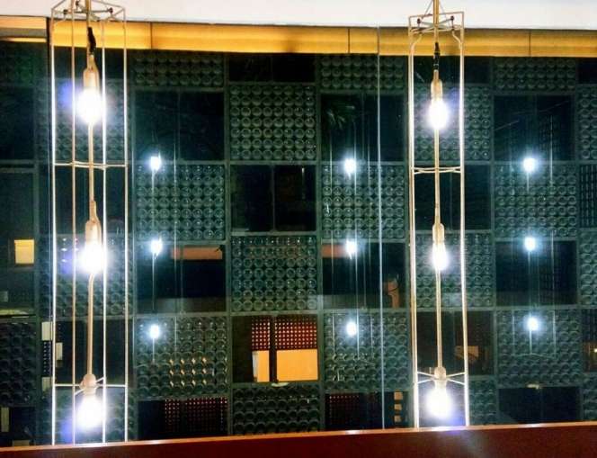 10 Potret Hunian Ridwan Kamil yang Dijuluki ‘Rumah Botol’, Terbuat dari 30.000 Botol Bekas!