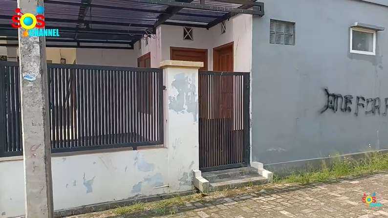 10 Potret Rumah Pertama Sule Sebelum Sukses, di Gang Senggol, Bak Bumi Langit dengan Huniannya Sekarang!