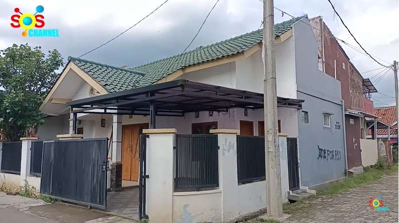 10 Potret Rumah Pertama Sule Sebelum Sukses, di Gang Senggol, Bak Bumi Langit dengan Huniannya Sekarang!