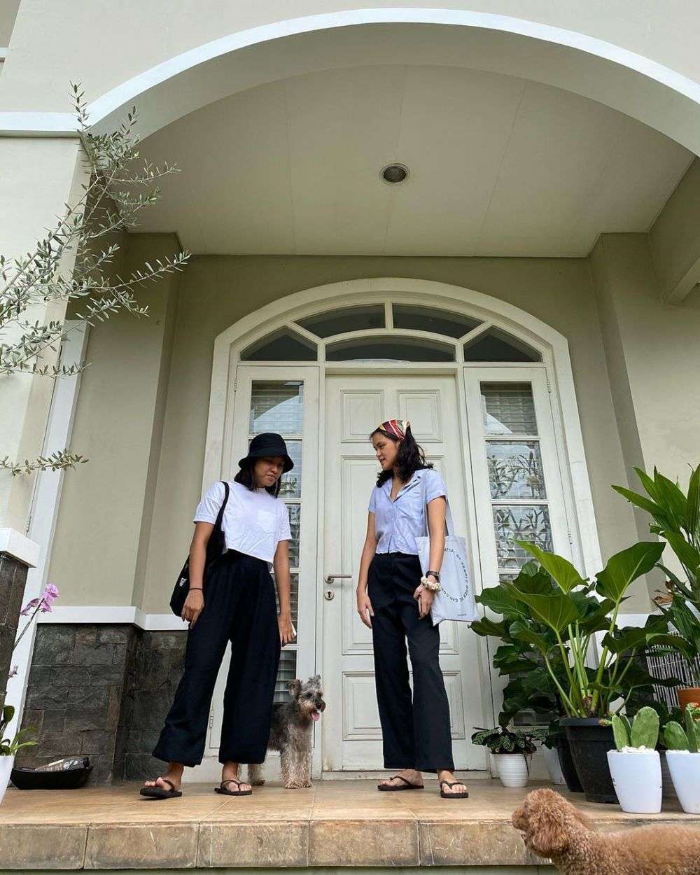 10 Potret Rumah Becky Tumewu, Dulu Presenter Kini Jadi ‘Sultan’, Penuh Tanaman Mahal!