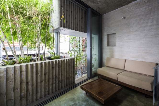 10 Potret Rumah Bambu di Gang Sempit, Dalamnya Bak Hotel Mewah, Ada Kolam Renang di Rooftop