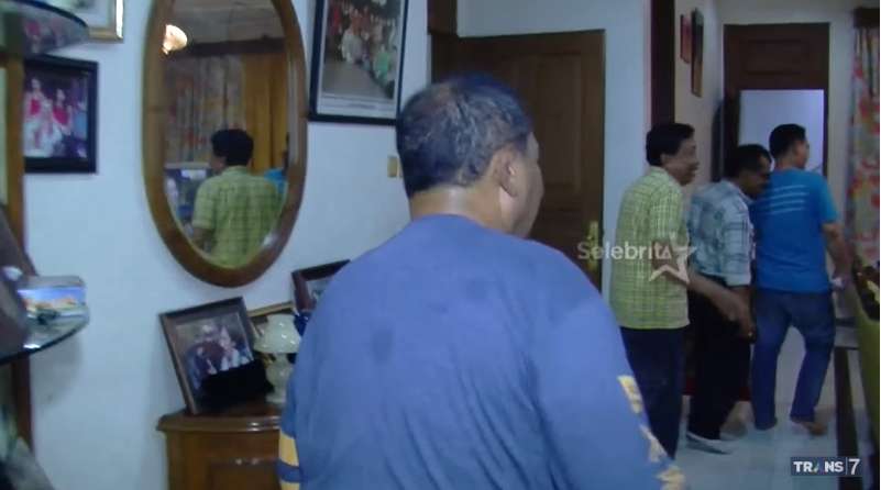 8 Potret Rumah Komedian Doyok yang Jarang Tersorot, Kondisinya Bikin Syok, Masih Jadul!