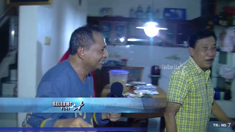 8 Potret Rumah Komedian Doyok yang Jarang Tersorot, Kondisinya Bikin Syok, Masih Jadul!