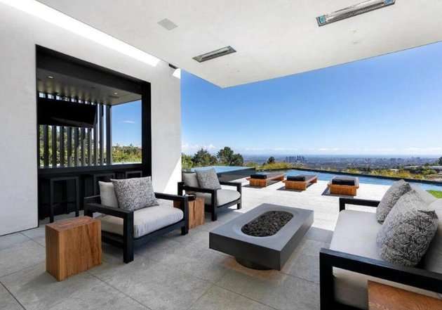 10 Potret Rumah Aga Bakrie di Beverly Hills Seharga Rp400 Miliar, Mewahnya Kebangetan!