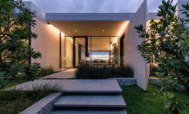 10 Potret Rumah Aga Bakrie di Beverly Hills Seharga Rp400 Miliar, Mewahnya Kebangetan!