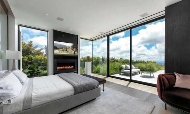 10 Potret Rumah Aga Bakrie di Beverly Hills Seharga Rp400 Miliar, Mewahnya Kebangetan!