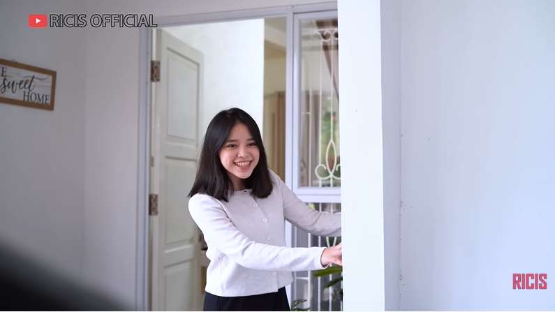 10 Potret Rumah Anneth Delliecia, Serba Pink Bak Istana Barbie, Ada Kado dari Betrand Peto!