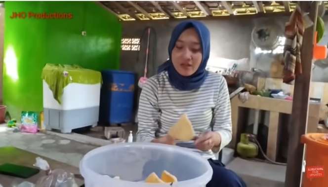Jadi Teman Duet Denny Caknan, Ini Potret Rumah Yeni Inka ‘Si Ratu Ambyar’, Ternyata Khas Banget!